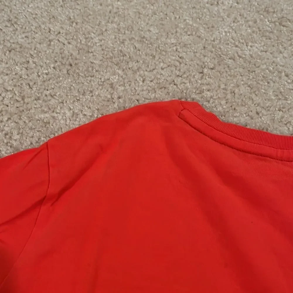 OLD NAVY SIZE LARGE 10/12 KIDS SHIRT